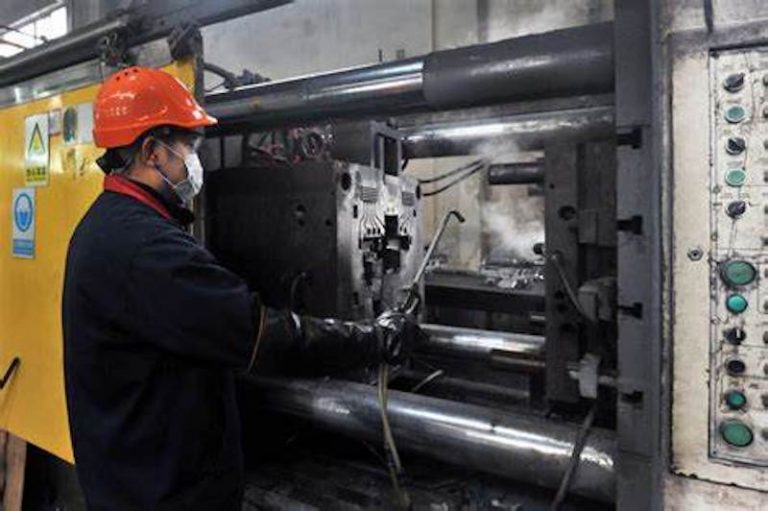 Die Casting vs. Injection Molding Differences and Benefits