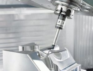 Injection Molding vs Compression Molding: Process Guide