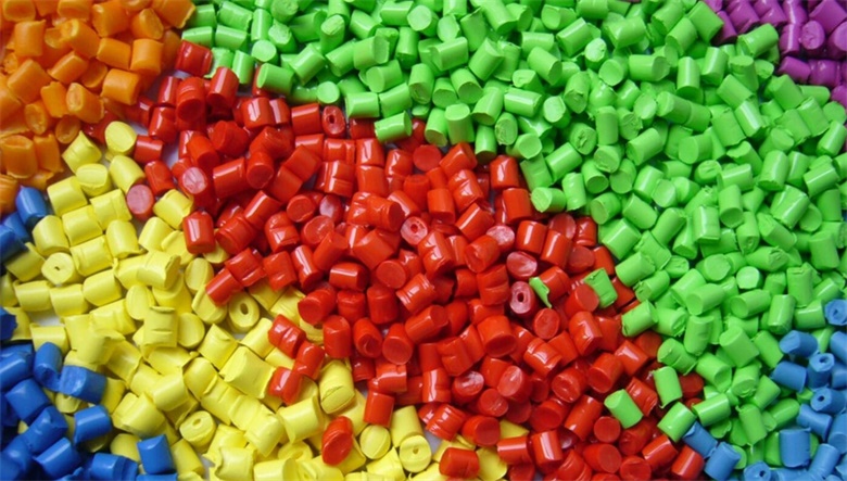 Rapid Injection Molding, Resin Coloring